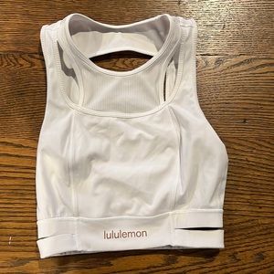 Lululemon cropped tank top
